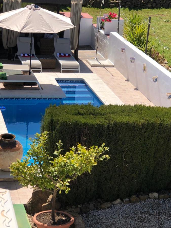 Casa La Alegria 37 Panzió Villanueva de Tapia Kültér fotó